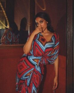 Pink And Blue Diamond V Neck Saree Dress -Ethereal Styles 277739993 115975411052254 1555976377003662538 n