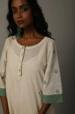 Ivory White With Green Khadi Jamdani Tunic Dress With String Trouser -Ethereal Styles 3 9224