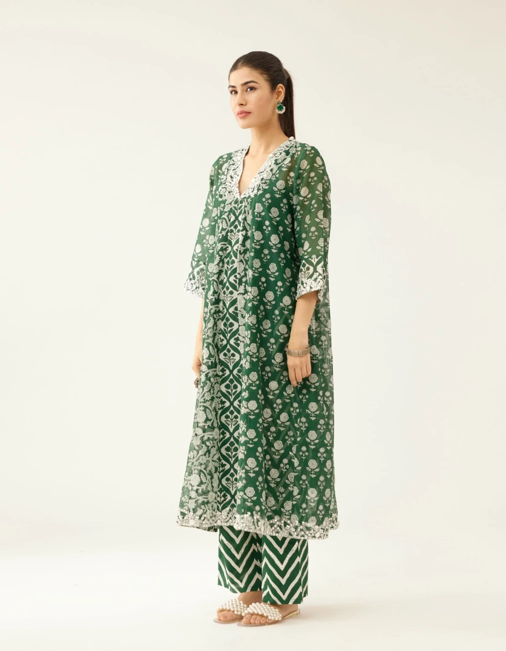 Green Hand Block Printed Kurta Dress Set With A V Neck 4 Green Hand Block Printed Kurta Dress Set With A V Neck - Image 2