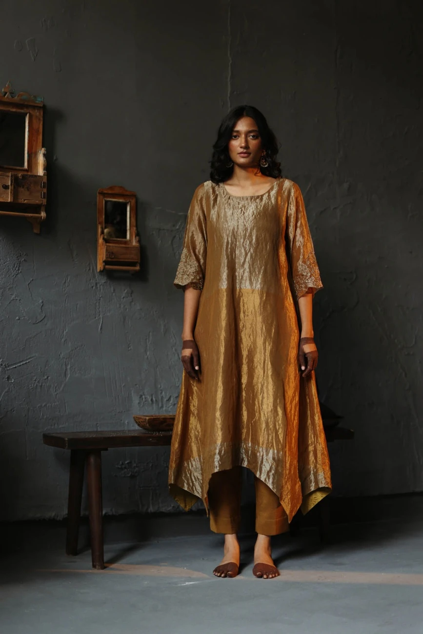 Gold Dress Handloom Tissue Kurta Set 4 Gold Dress Handloom Tissue Kurta Set - Image 2