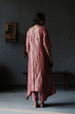 Pink Dress Handloom Tissue Kurta Set -Ethereal Styles asympnktsunvrtnsetb