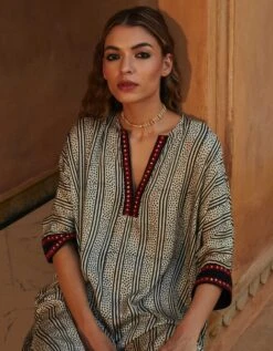 Kaftaan Dress In Black & White 10 Kaftaan Dress In Black & White -Ethereal Styles av227bw4