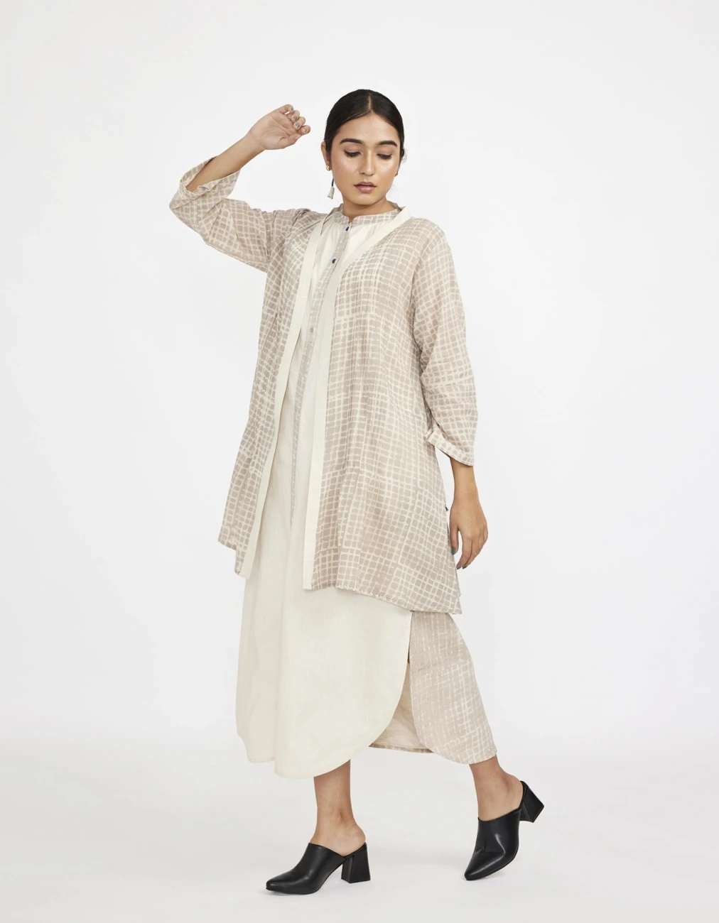 White Two Piece Dress Set With Solid Button Down Sleeveless Dress 4 White Two Piece Dress Set With Solid Button Down Sleeveless Dress - Image 2