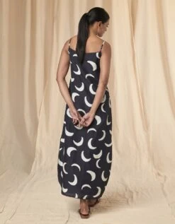 Slip Dress In Black 11 Slip Dress In Black -Ethereal Styles mss23301tb