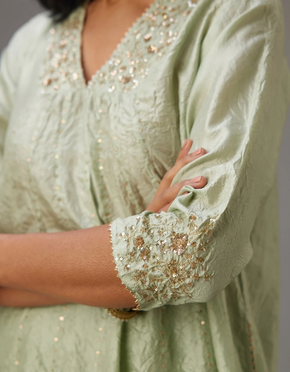 Green Hand Crushed Silk Kurta Dress Set With A V Neck Embroidered Yoke And Panels 6 Green Hand Crushed Silk Kurta Dress Set With A V Neck Embroidered Yoke And Panels - Image 5