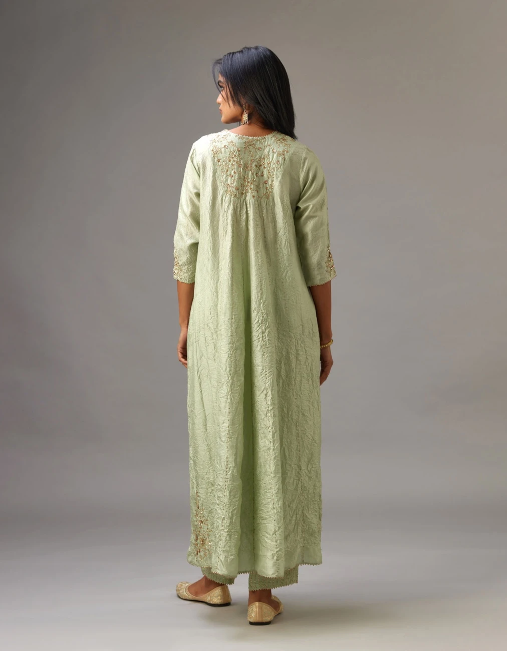 Green Hand Crushed Silk Kurta Dress Set With A V Neck Embroidered Yoke And Panels 8 Green Hand Crushed Silk Kurta Dress Set With A V Neck Embroidered Yoke And Panels - Image 7