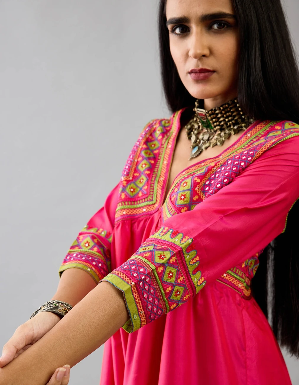 Fuchsia Silk Embroidered Kurta Dress 6 Fuchsia Silk Embroidered Kurta Dress - Image 4