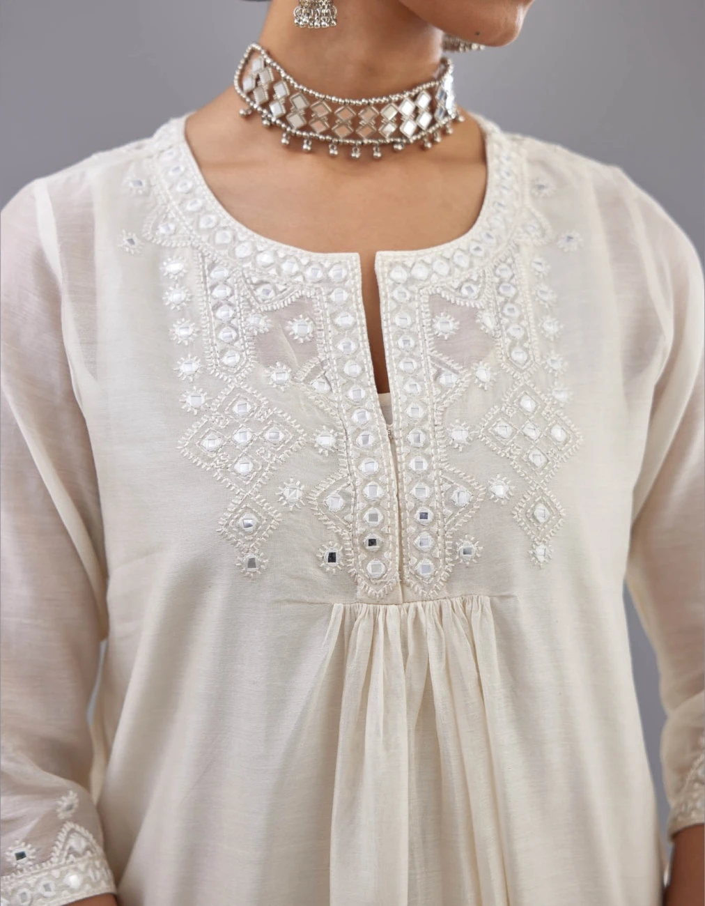 Off White Silk Chanderi Straight Long Kurta Dress Set With Off-White Thread And Mirror Embroidery 7 Off White Silk Chanderi Straight Long Kurta Dress Set With Off-White Thread And Mirror Embroidery - Image 5