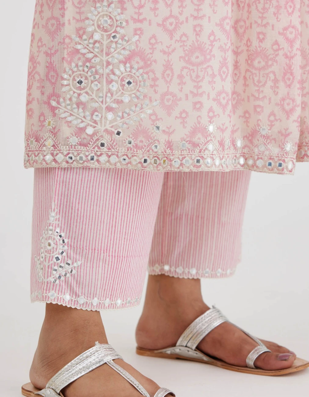 Ikat Design Pink And Off White Hand Block-printed Cotton Chanderi Straight Long Kurta Set Dress 7 Ikat Design Pink And Off White Hand Block-printed Cotton Chanderi Straight Long Kurta Set Dress - Image 5