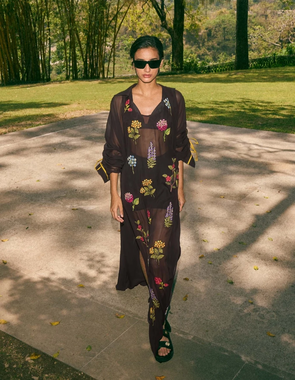 Black Fara Embroidered Dress With Eva Cape Set 4 Black Fara Embroidered Dress With Eva Cape Set - Image 2