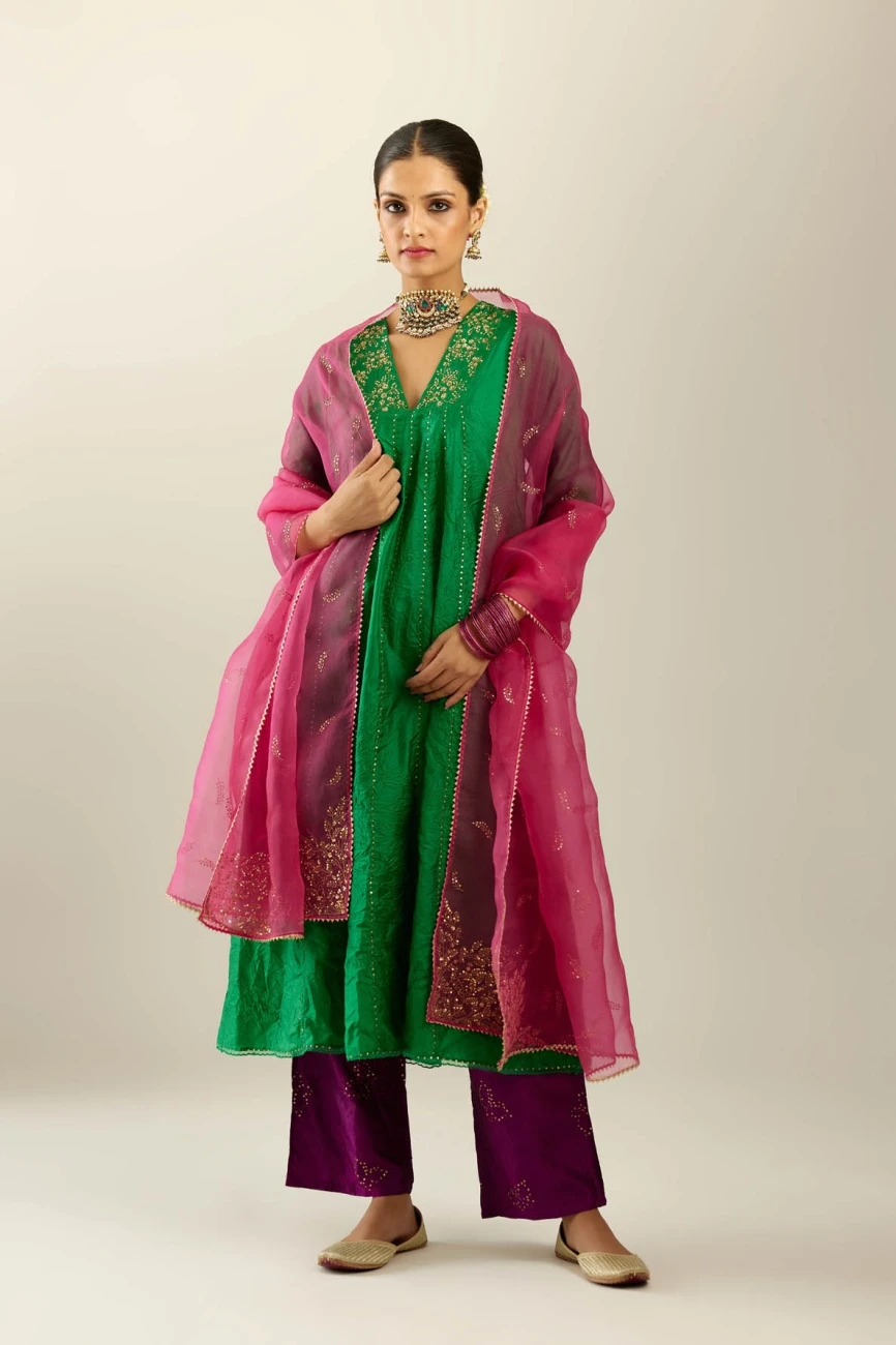 Grass Green Hand Crushed Silk Kurta Set Dress With A V Neck Embroidered Yoke And Panels 3 Grass Green Hand Crushed Silk Kurta Set Dress With A V Neck Embroidered Yoke And Panels