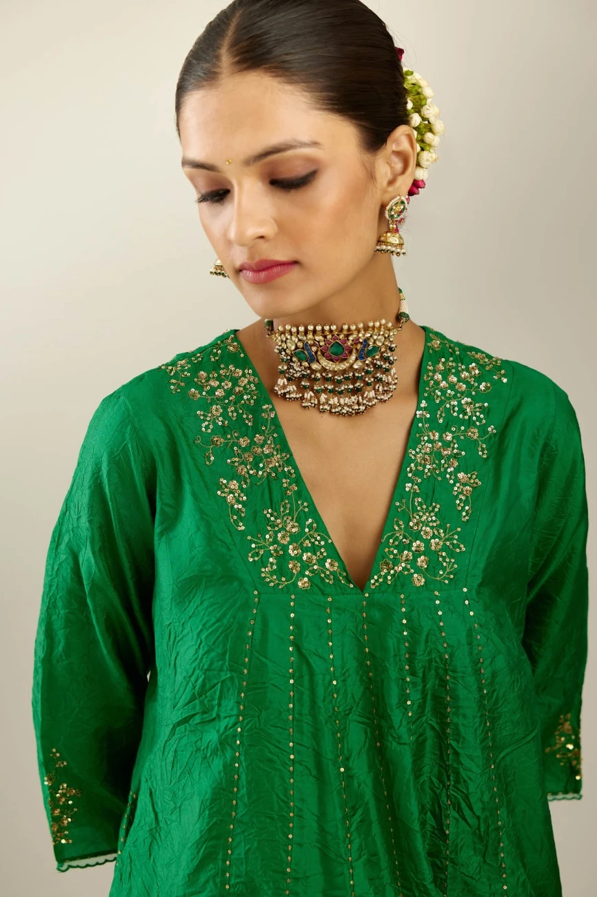 Grass Green Hand Crushed Silk Kurta Set Dress With A V Neck Embroidered Yoke And Panels 5 Grass Green Hand Crushed Silk Kurta Set Dress With A V Neck Embroidered Yoke And Panels - Image 3