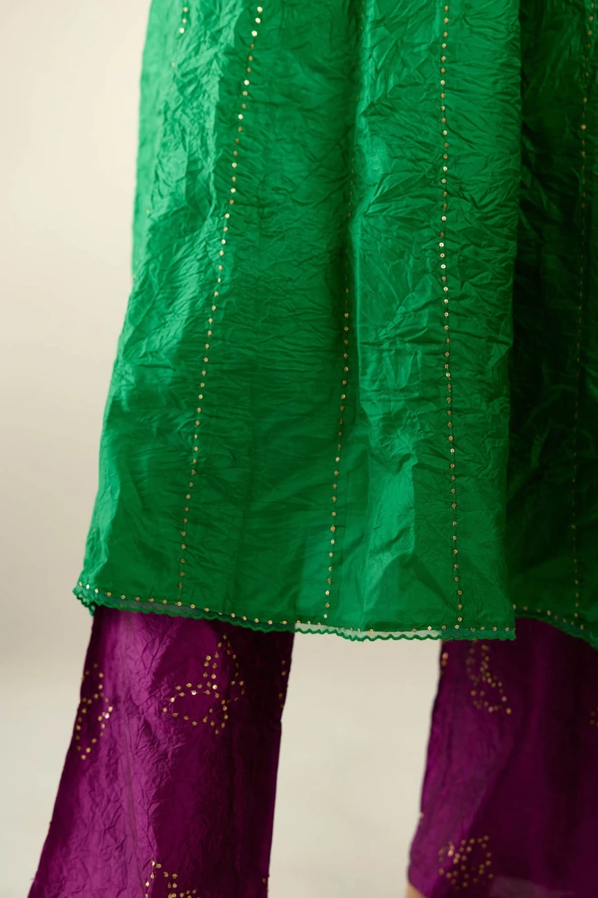 Grass Green Hand Crushed Silk Kurta Set Dress With A V Neck Embroidered Yoke And Panels 7 Grass Green Hand Crushed Silk Kurta Set Dress With A V Neck Embroidered Yoke And Panels - Image 5