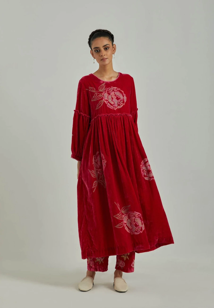 Pink Autumn Love Panel Silk Velvet Dress 5 Pink Autumn Love Panel Silk Velvet Dress - Image 3