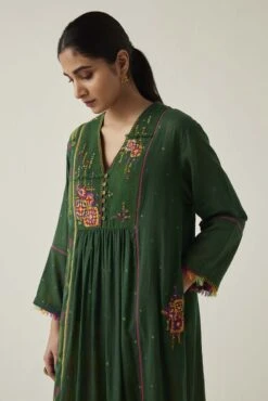 Green Gulzaar Dress -Ethereal Styles ss2302c5