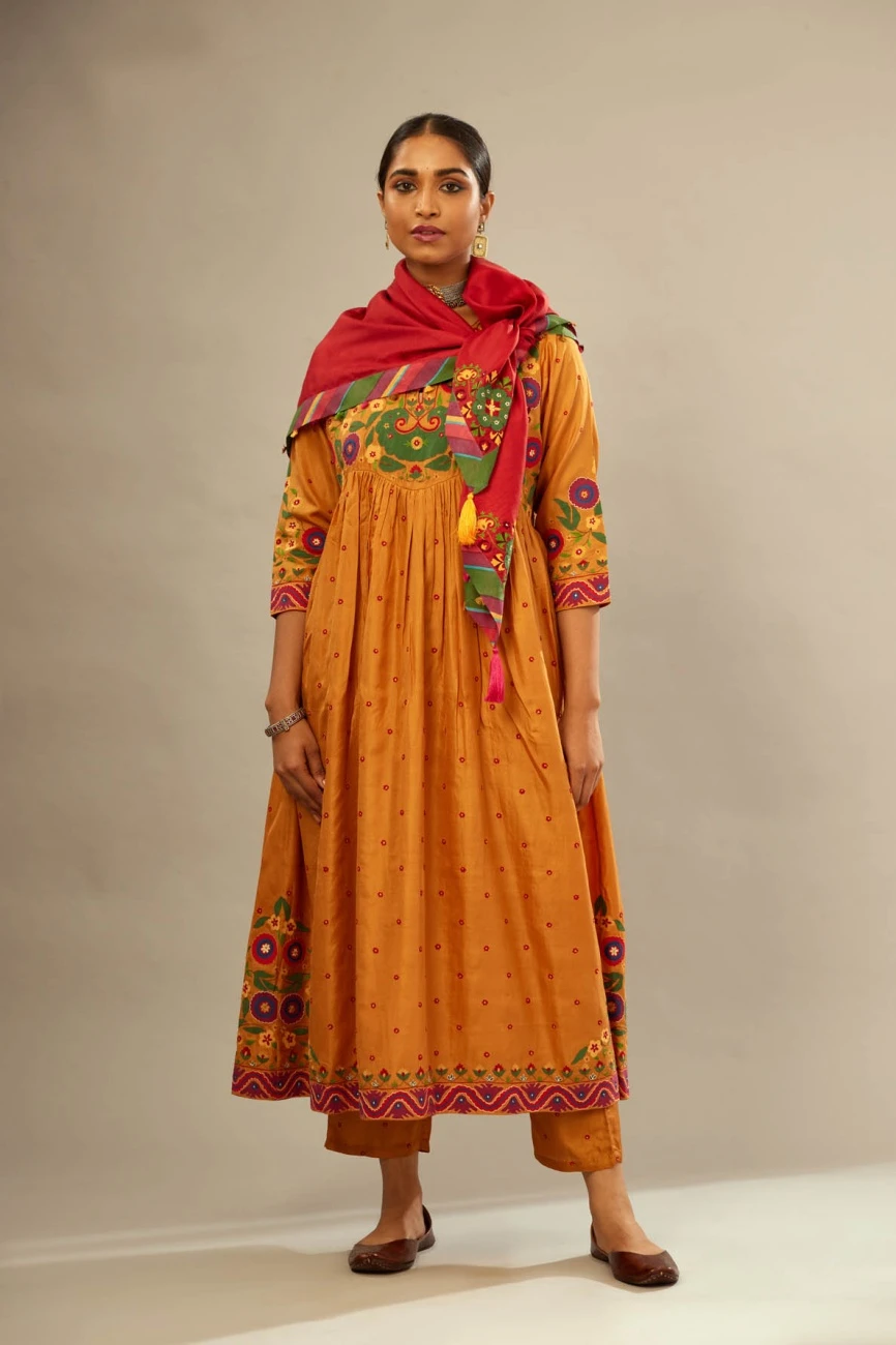 Mustard Silk Kurta-Dress Set With A Wavy High-Waist And Fine Gathers 3 Mustard Silk Kurta-Dress Set With A Wavy High-Waist And Fine Gathers