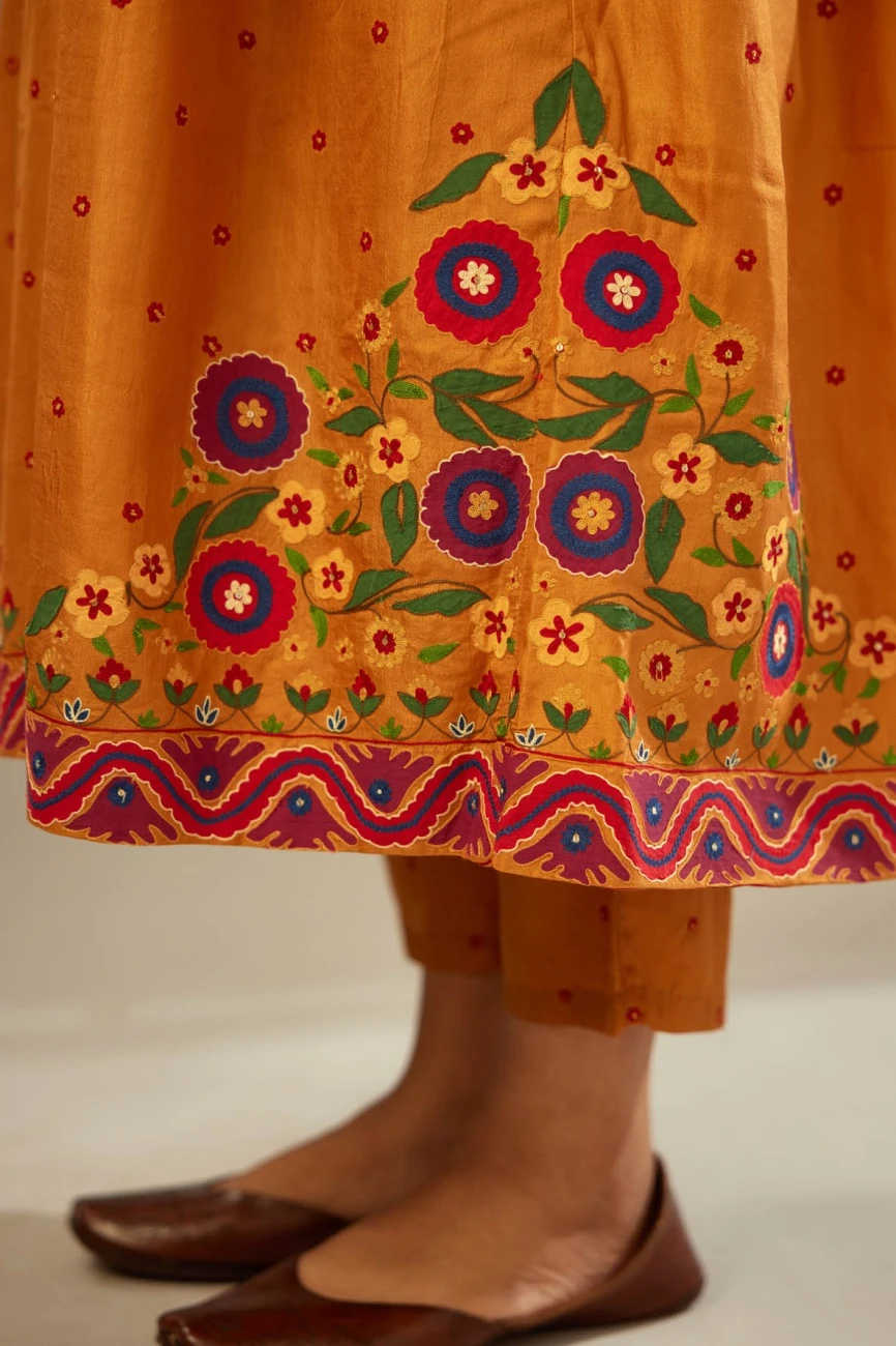 Mustard Silk Kurta-Dress Set With A Wavy High-Waist And Fine Gathers 8 Mustard Silk Kurta-Dress Set With A Wavy High-Waist And Fine Gathers - Image 6