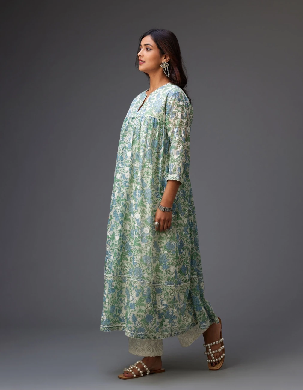 Blue And Green Hand Block Printed Easy Fit Kurta Dress Set Detailed With All-Over Floral Jaal Embroidery 4 Blue And Green Hand Block Printed Easy Fit Kurta Dress Set Detailed With All-Over Floral Jaal Embroidery - Image 2