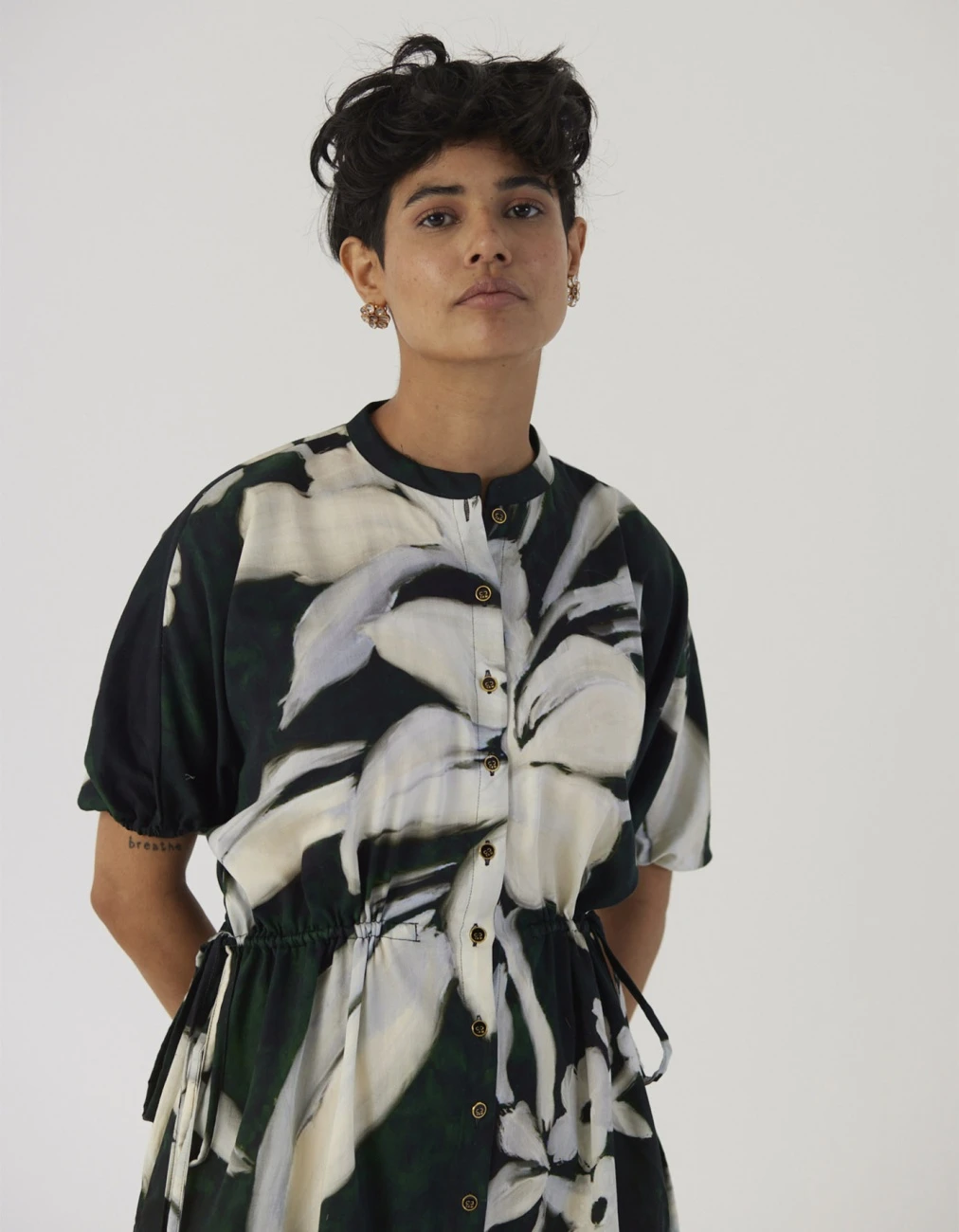 Chicory Black Side Tie Up Dress 6 Chicory Black Side Tie Up Dress - Image 4