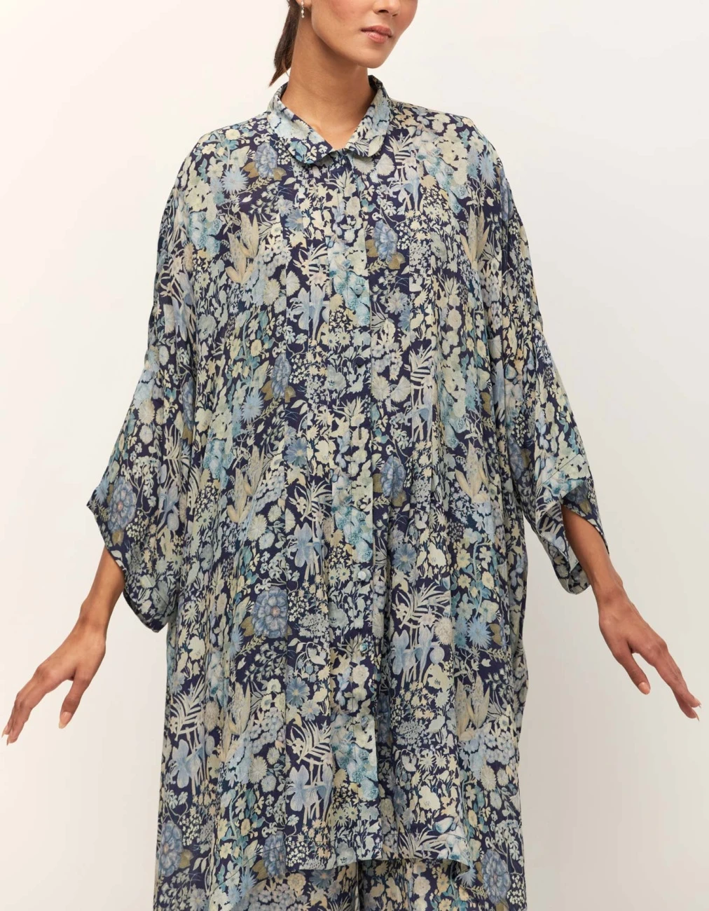 Gisa Dress In Moss Crepe 6 Gisa Dress In Moss Crepe - Image 4